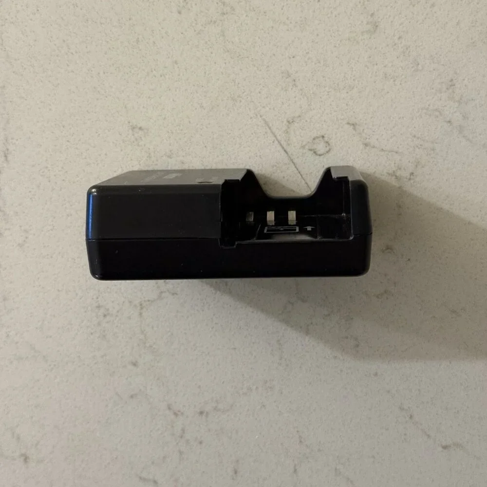 Nikon MH-23‎ + OEM Quick Charger For EN-EL9 Battery D40x D60 D40 D5000 Authentic